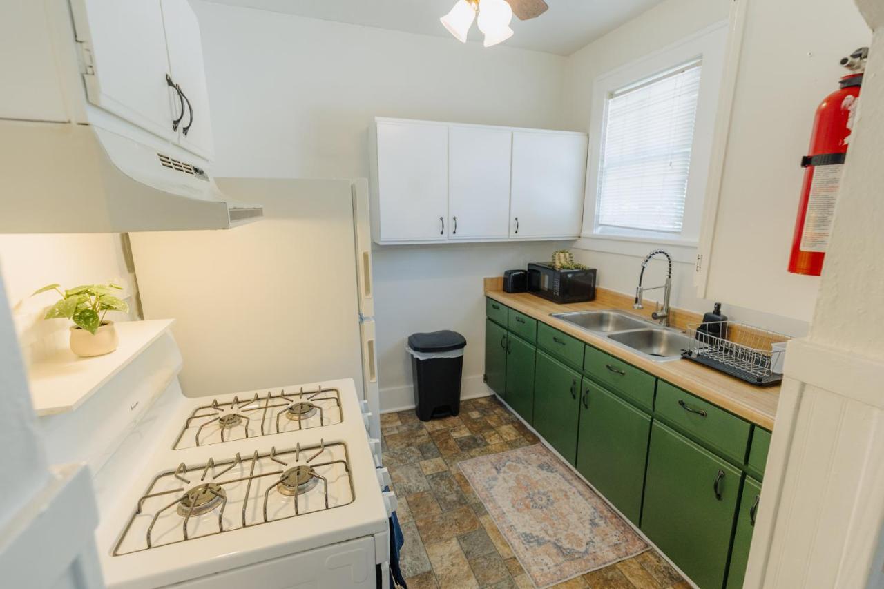 Willa Historic Revival King Bed Midtown Memphis 70 Fast Wifi Free Parking Yes Pets Zewnętrze zdjęcie
